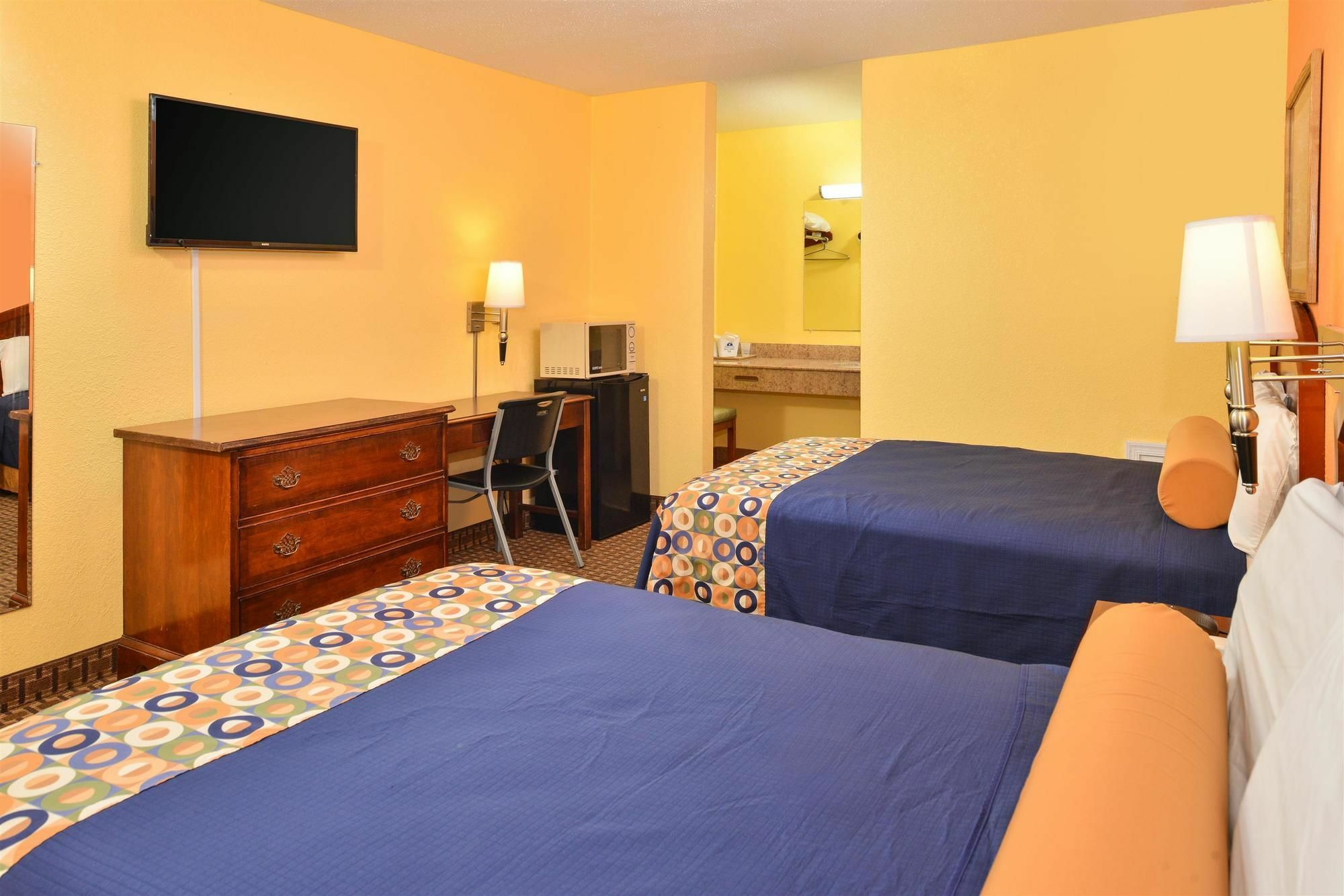 Americas Best Value Inn-Princess Anne Екстериор снимка
